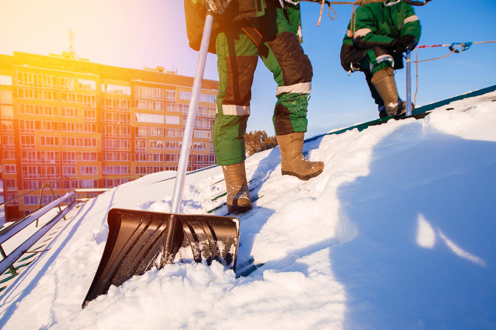 Déneigement de toiture Sherbrooke